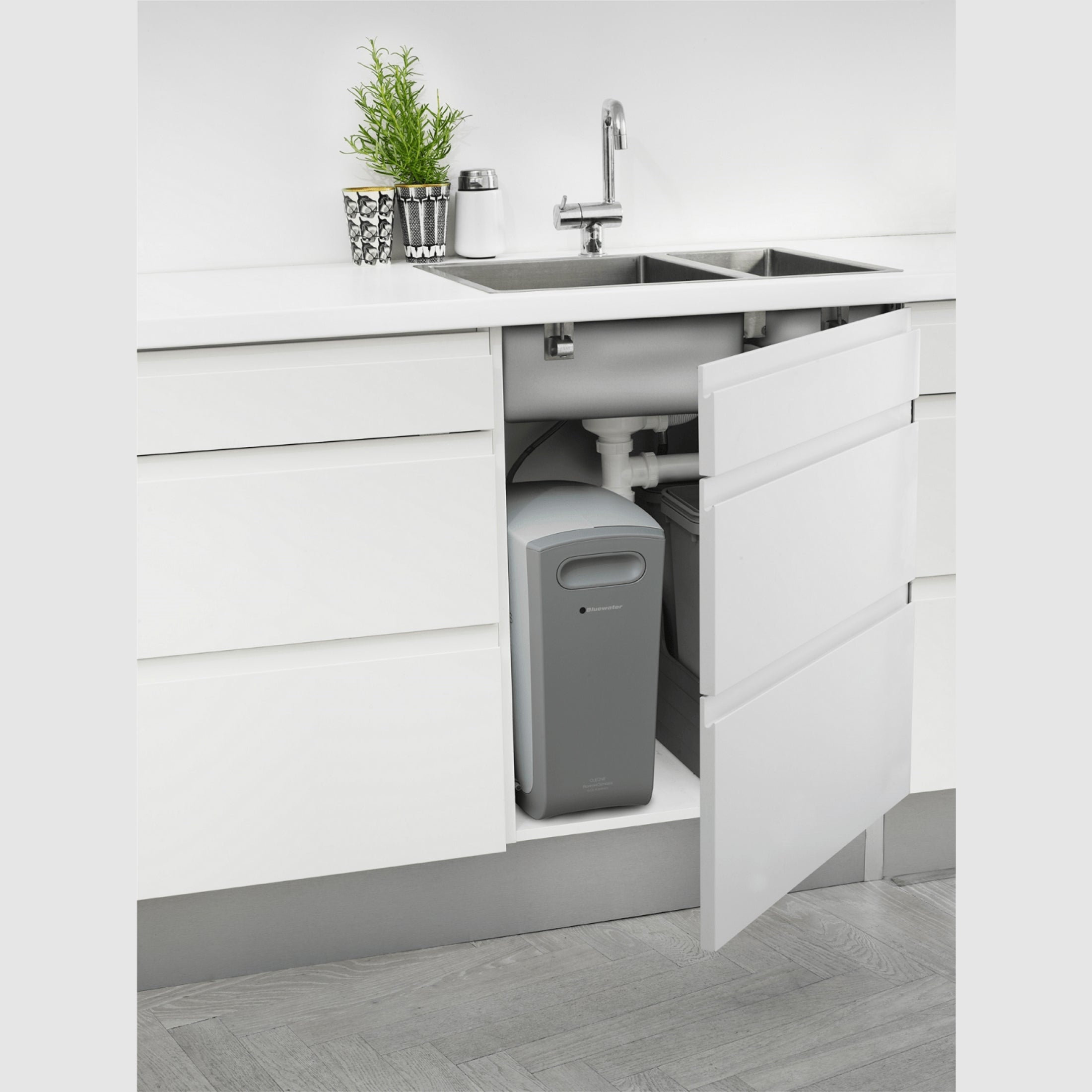 Trinkwasserfilter Umkehrosmoseanlage Untertisch – zuverlässiges Filtersystem mit Tank | Bluewater Cleone